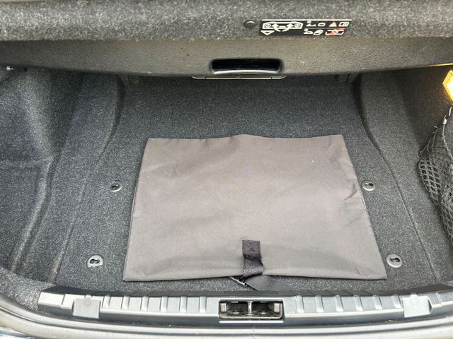 Fahrzeugabbildung BMW 123 D Cabrio Aut. M-Paket+Leder+Navi+BT+SHZ+