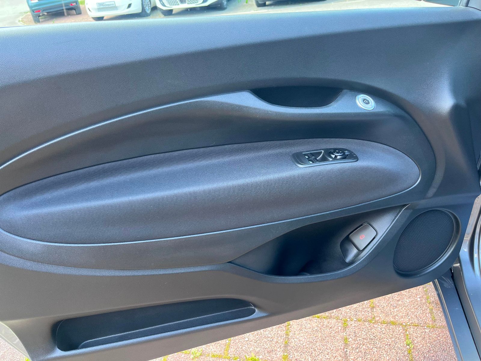 Fahrzeugabbildung Fiat 500e