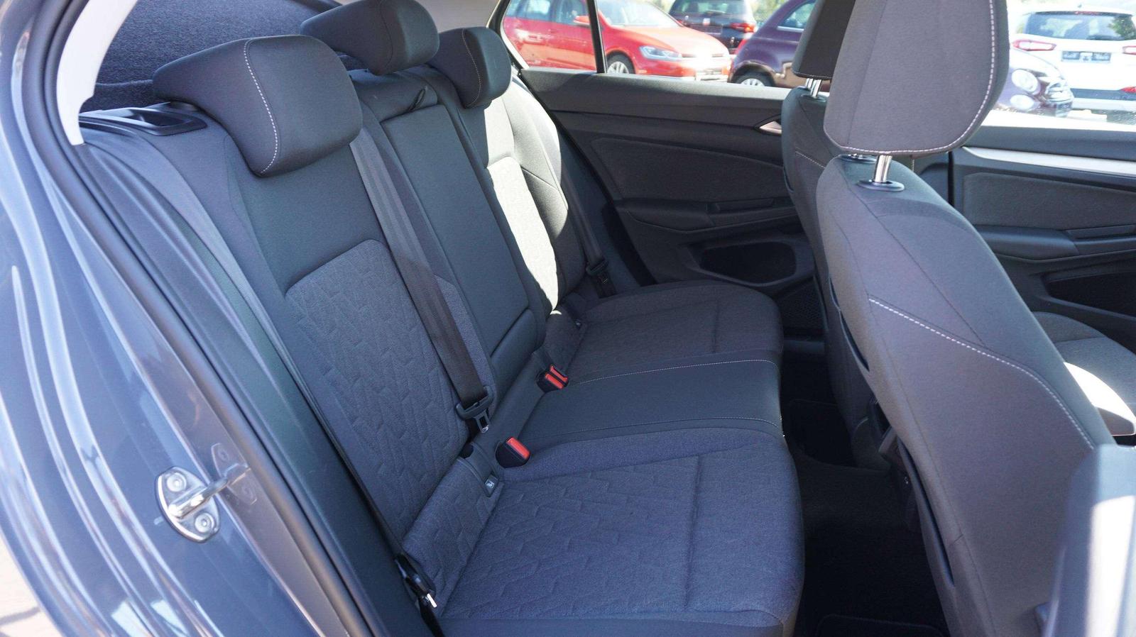 Volkswagen Golf 1.5 eTSI OPF DSG Life Sitzheizung, миниатюра 14