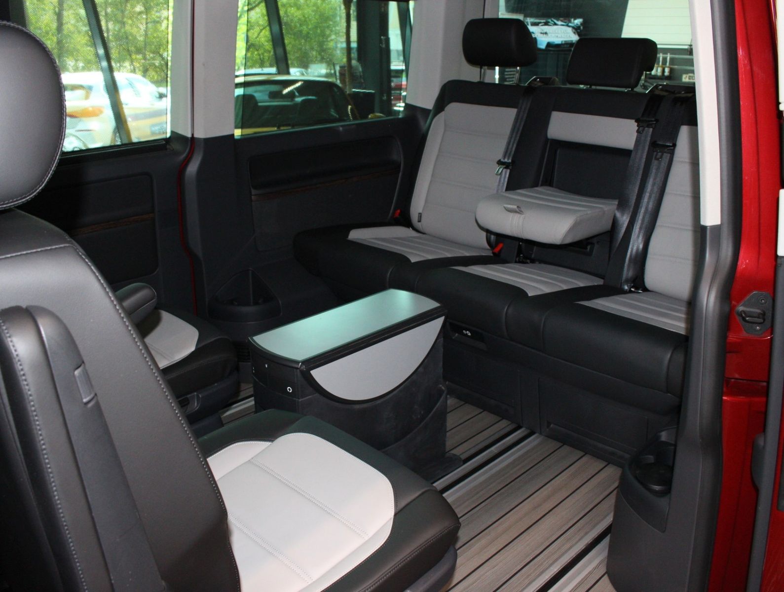 Volkswagen T6.1 Multivan Highline Standh.AHK Kamera foto 16