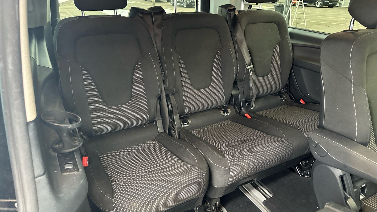 Fahrzeugabbildung Mercedes-Benz V 250 d EDITION extralang AHK*NAVI*KAMERA*17"ALU