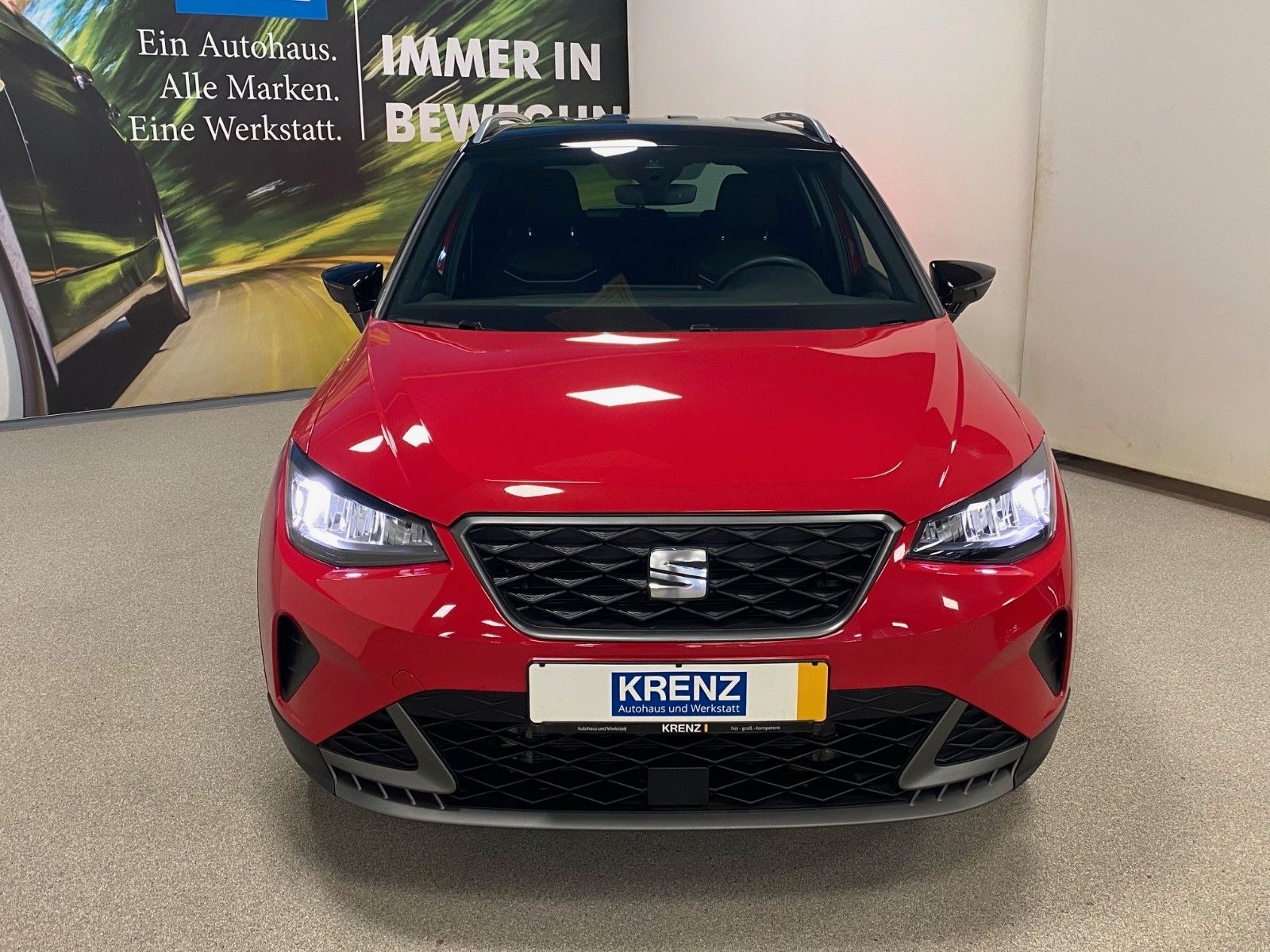 Fahrzeugabbildung SEAT Arona FR 1.0 TSI+NAVIGATION+ALLWETTER+WIRELESS+