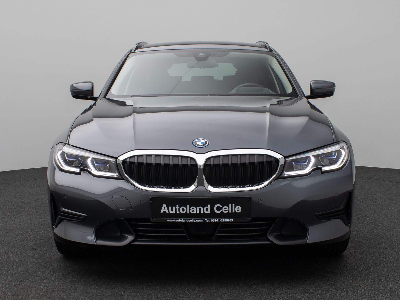 Fahrzeugabbildung BMW 330e SportLine Laser Kamera HUD DAB HiFi Komfort