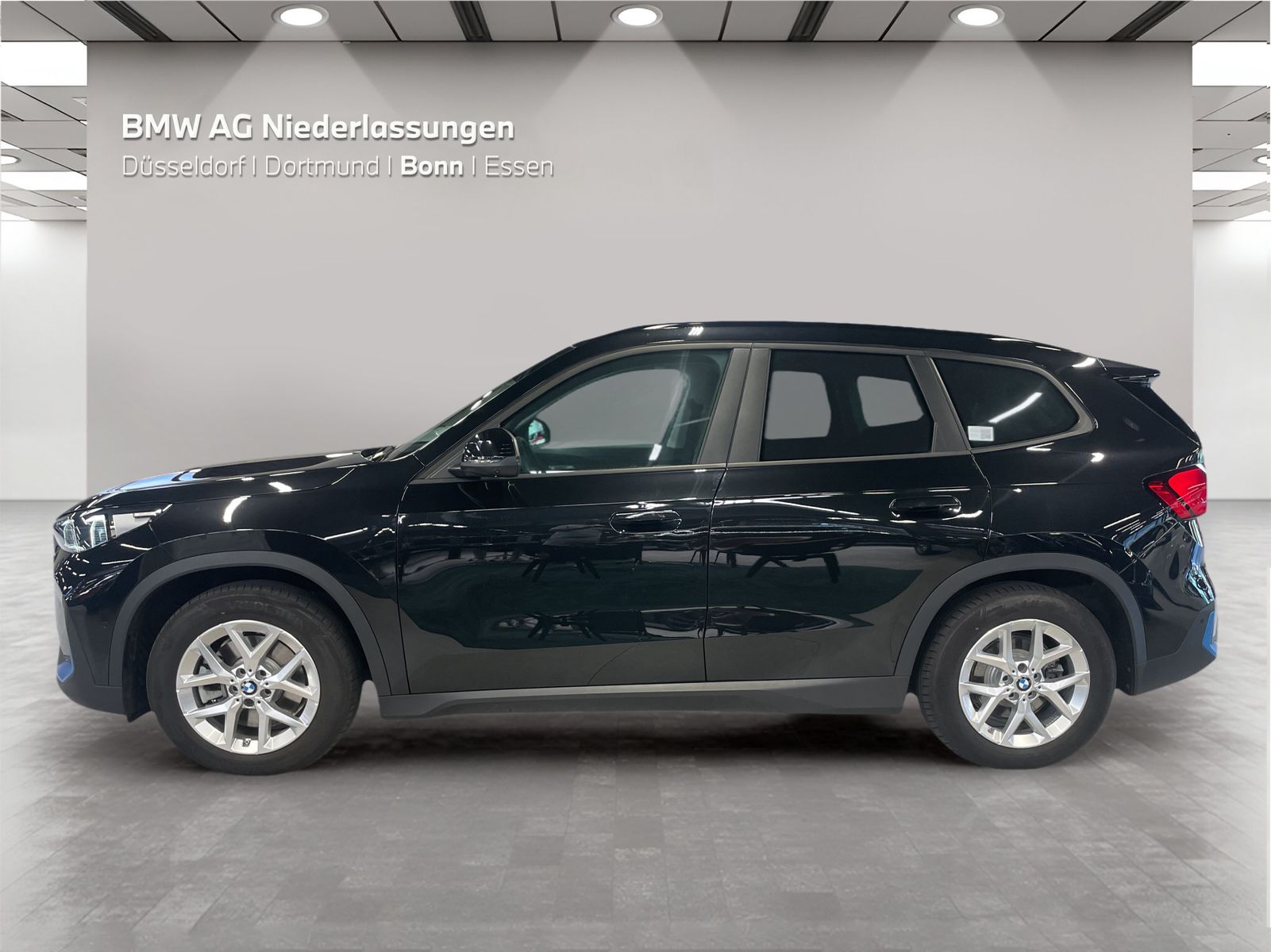 BMW iX1 xDrive30 AHK Driv.Assist LiveCockpitProf foto 3