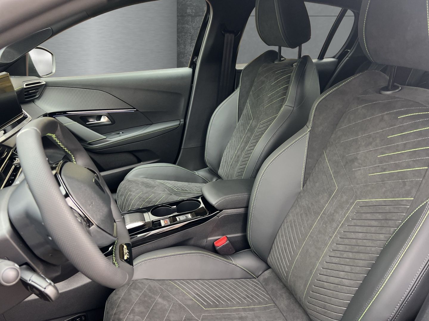 Peugeot e-208 - Bild 8
