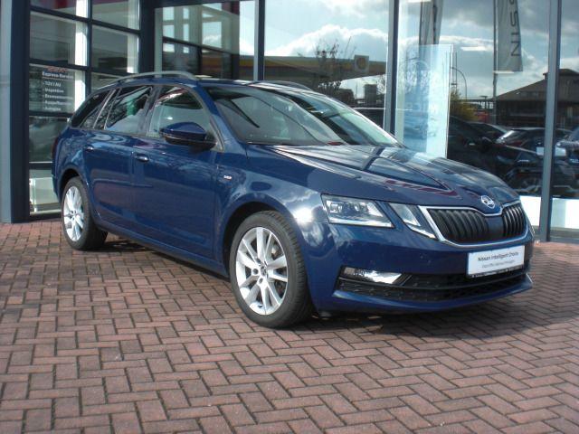Skoda Octavia Combi 2.0 TDI Drive LED NAVI PDC SHZ