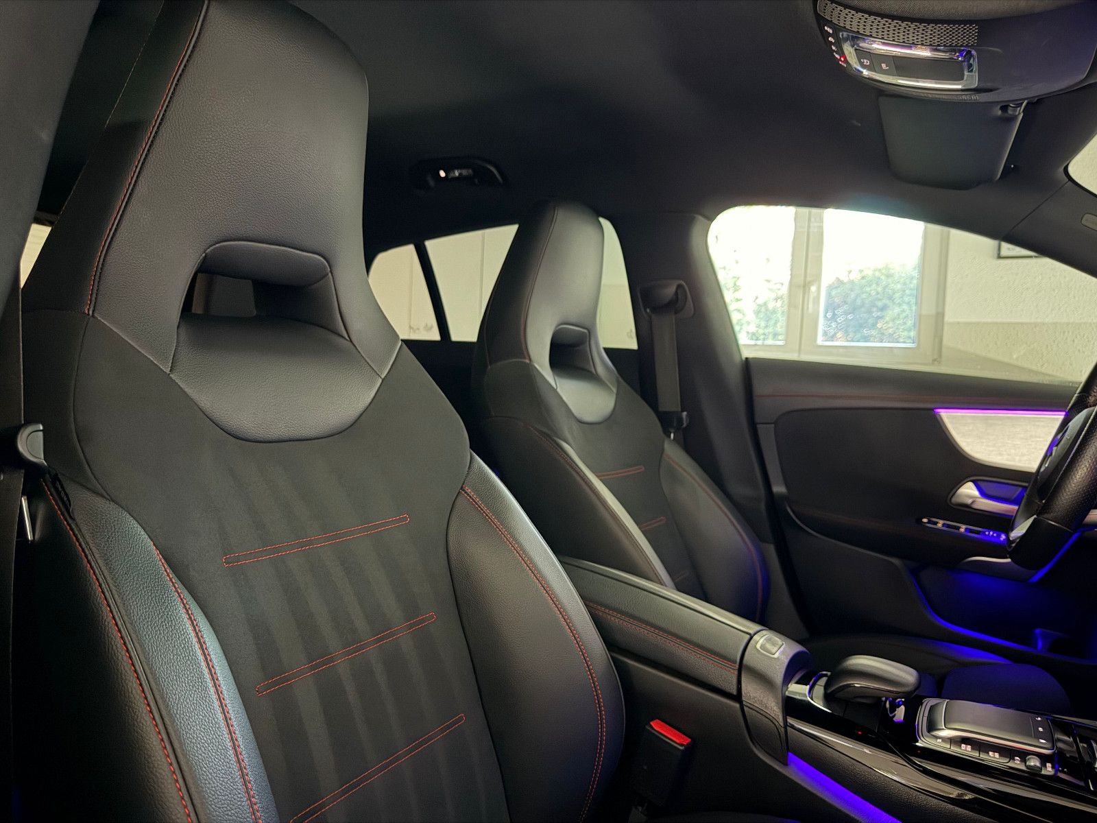 Fahrzeugabbildung Mercedes-Benz CLA 35 AMG SB 4-MATIC/BURMESTER/360*/DISTRONIC+