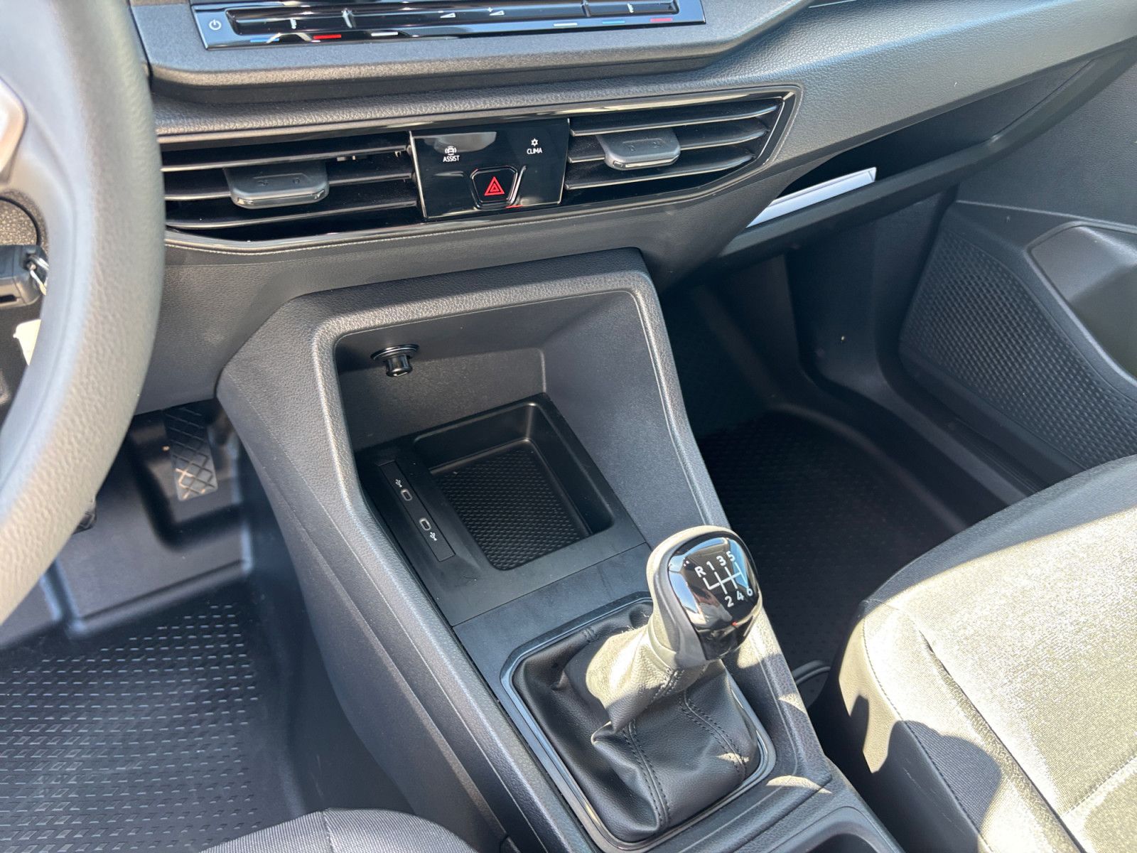 Volkswagen Caddy - Bild 8