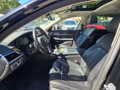 Fahrzeugabbildung 730 d xDrive Lim Laserlicht HUD AD StandHZG Navi