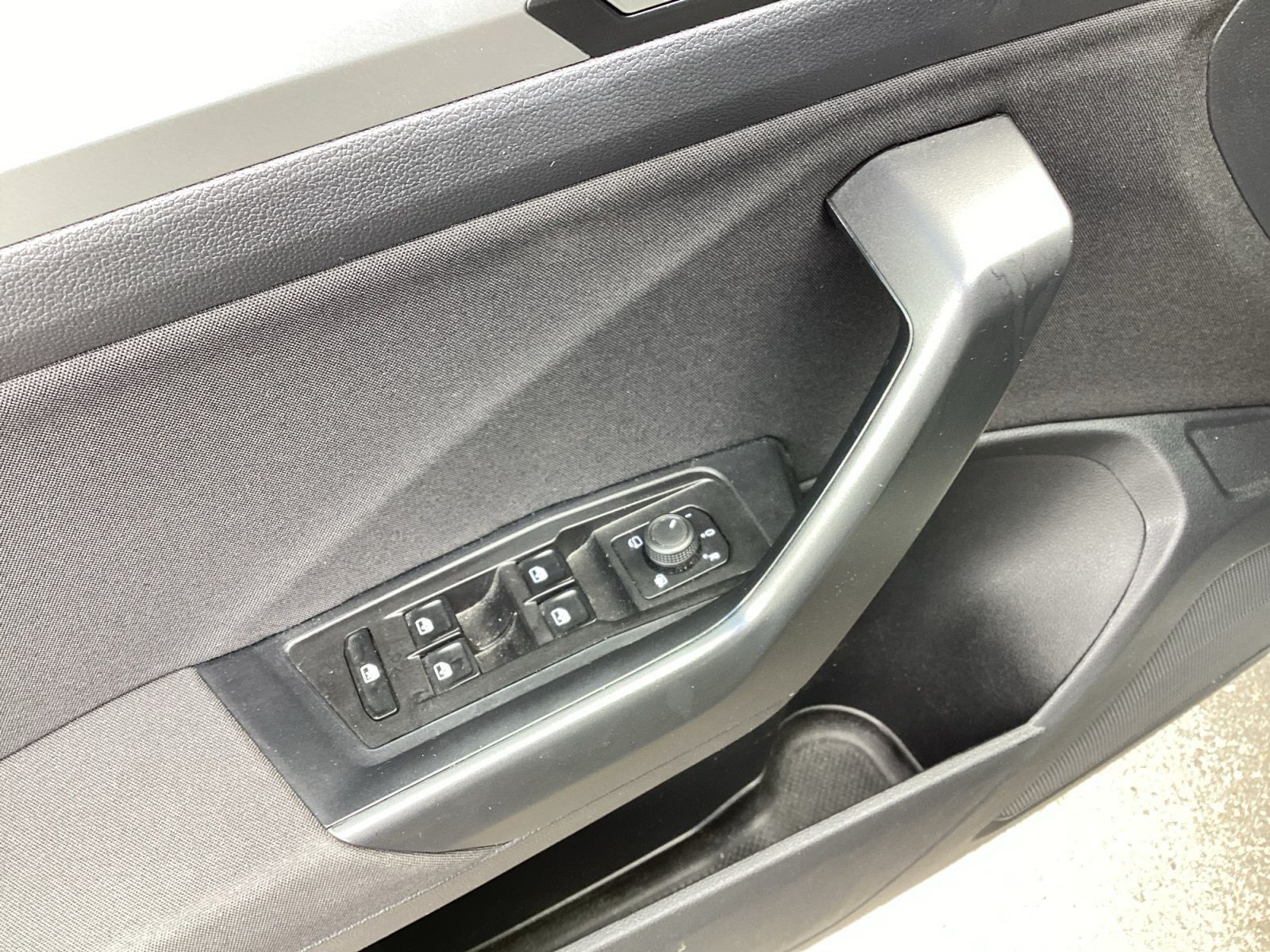 Volkswagen T-Roc - Bild 15