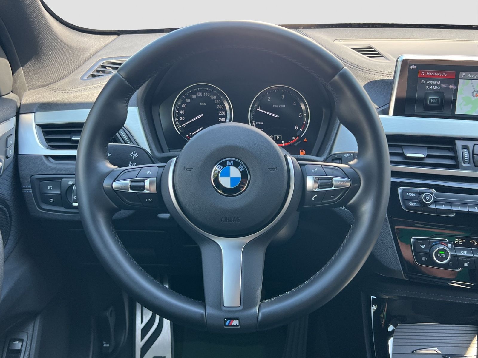 BMW X1 sDrive18d ///M-Sport Business Package foto 12