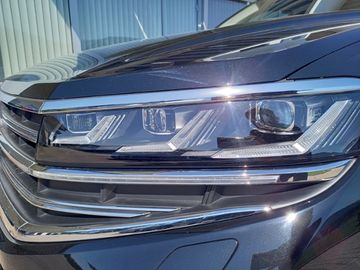 Volkswagen Touareg - 8