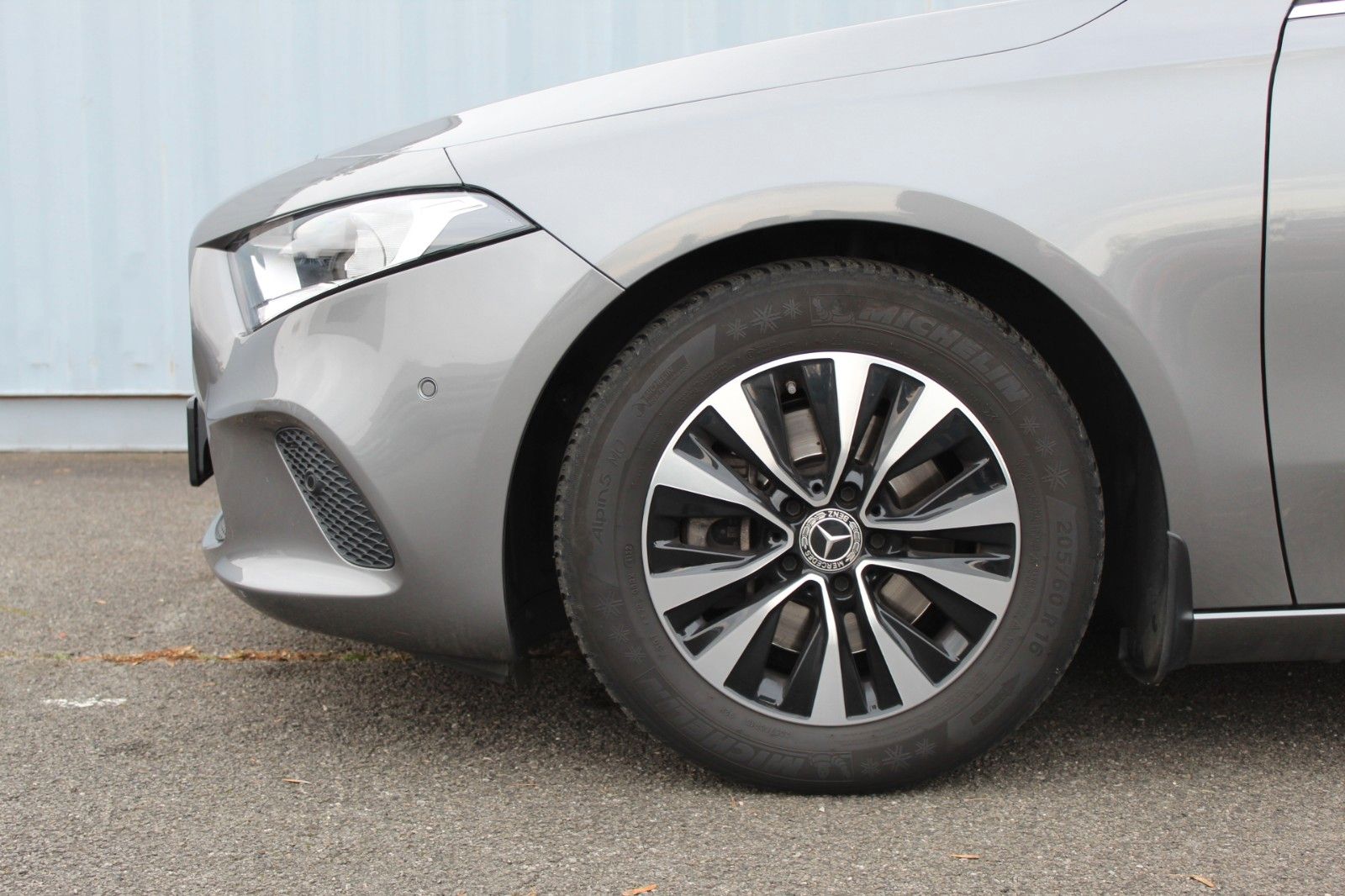 Fahrzeugabbildung Mercedes-Benz Lim A 200 Style 4Matic  Allrad*Navi*AHK