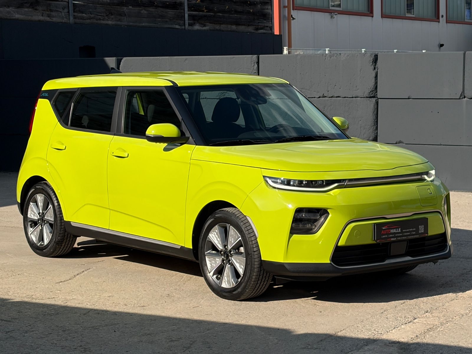 Fahrzeugabbildung Kia e-Soul Edition 39kW LED ACC LKA Kamera CarPlay