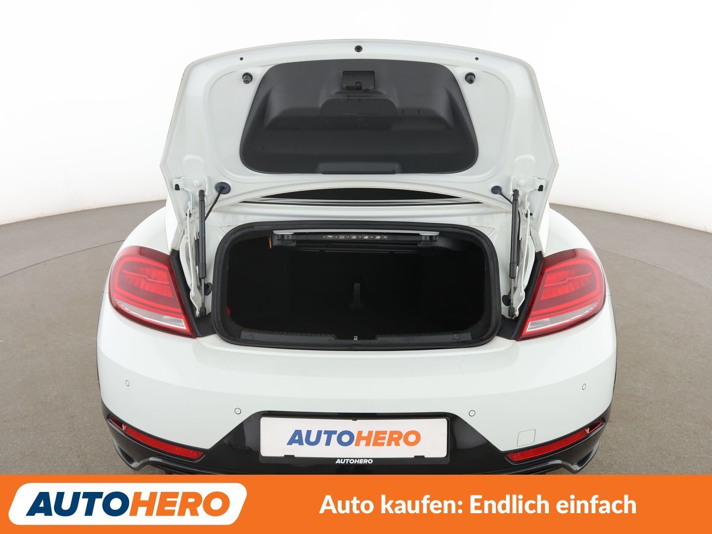 Volkswagen Beetle 1.4 TSI R-Line BMT*NAVI*XENON*PDC*SHZ* foto 16