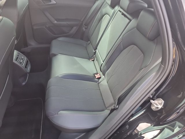 Fahrzeugabbildung CUPRA Formentor 4DRIVE NAVI MATRIX-LED SHZ AHK KAMERA