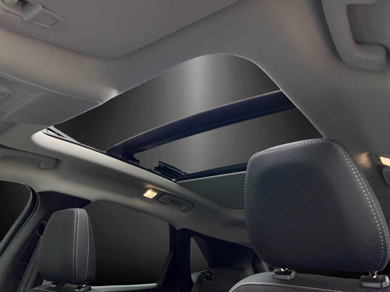 Fahrzeugabbildung Ford Kuga Active X FHEV Glas Dach Winter P. LM 20Z