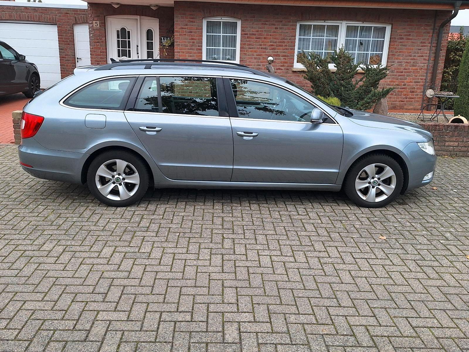 Skoda Superb 2011 — engine 140 HP (103kW)