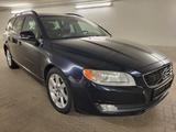Volvo V70 2.0D Geartronic LINJE SVART - gebrauchte Volvo V70 aus dem Jahr 2015