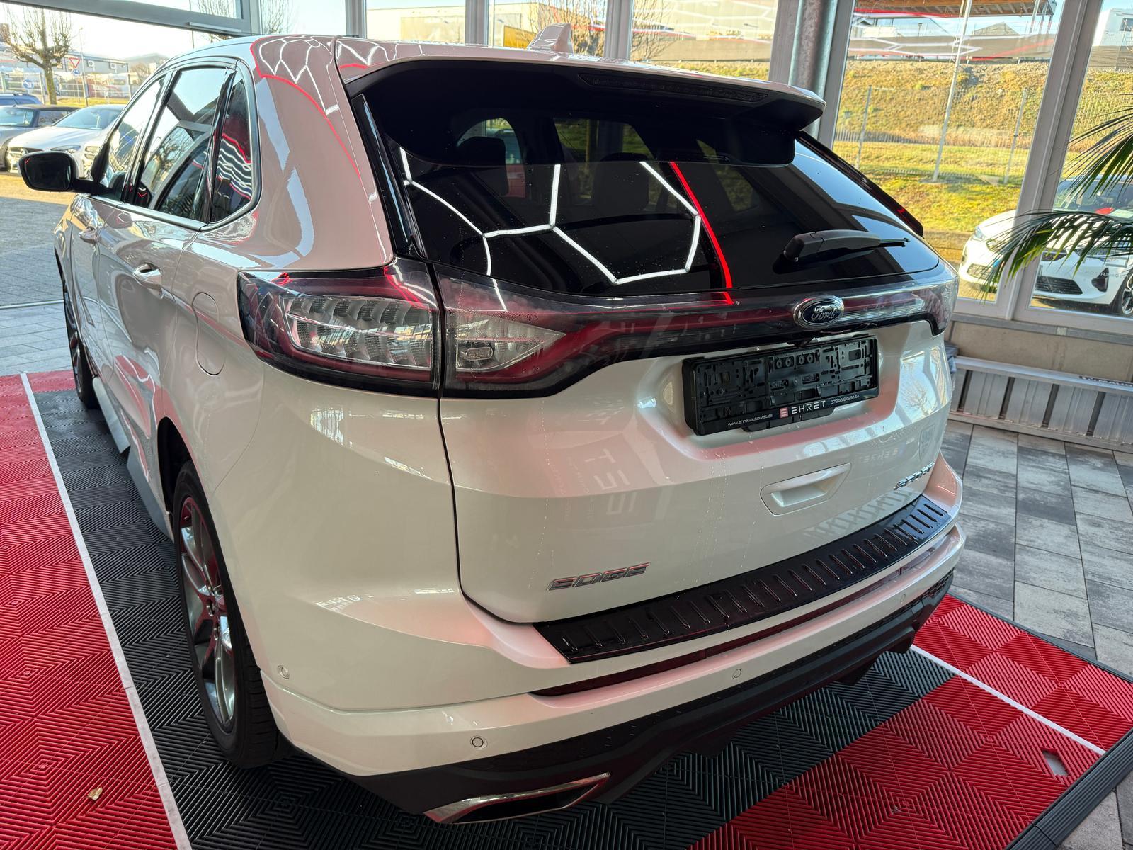 Ford Edge 2.0 T, 4x4, Pano, Automatik, AHK abnehmb.