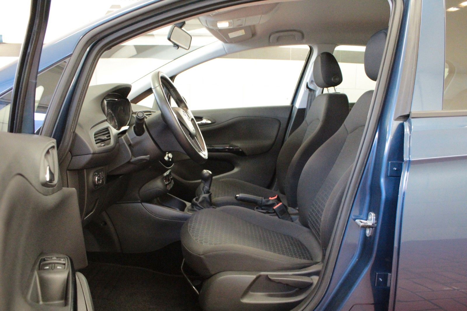 Fahrzeugabbildung Opel Corsa 1.4 Turbo eco FLEX Edition  *Winterpaket*