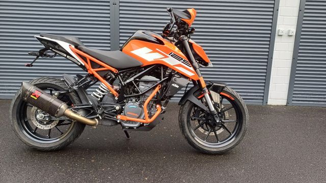 KTM 125 Duke AKRAPOVIC!!