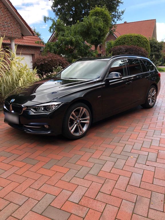 Image of BMW 320