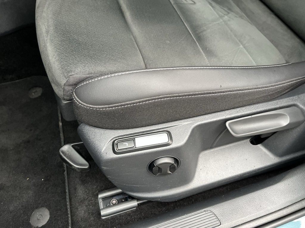 Volkswagen T-Roc - Bild 13