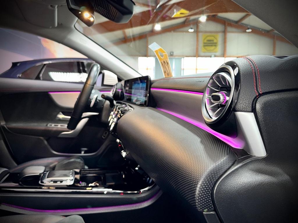 Mercedes-Benz CLA 180