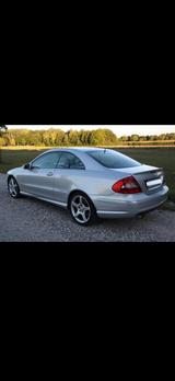 Mercedes-Benz CLK 200 Amg Paket - Mercedes-Benz CLK 200 in Düsseldorf