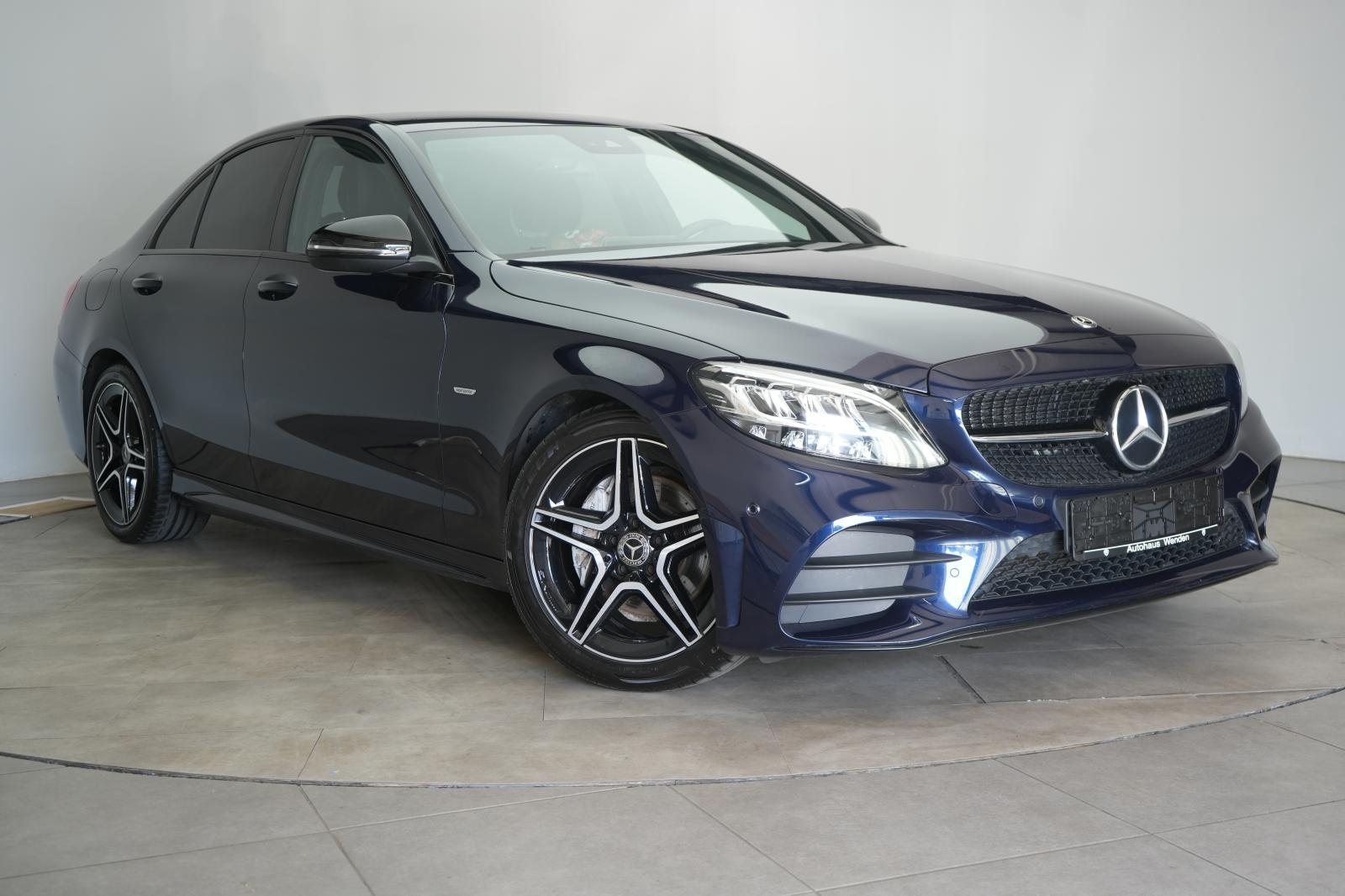 Mercedes-Benz C 220 d 9G-Tronic AMG CarPlay/Distronic/Kamera/V