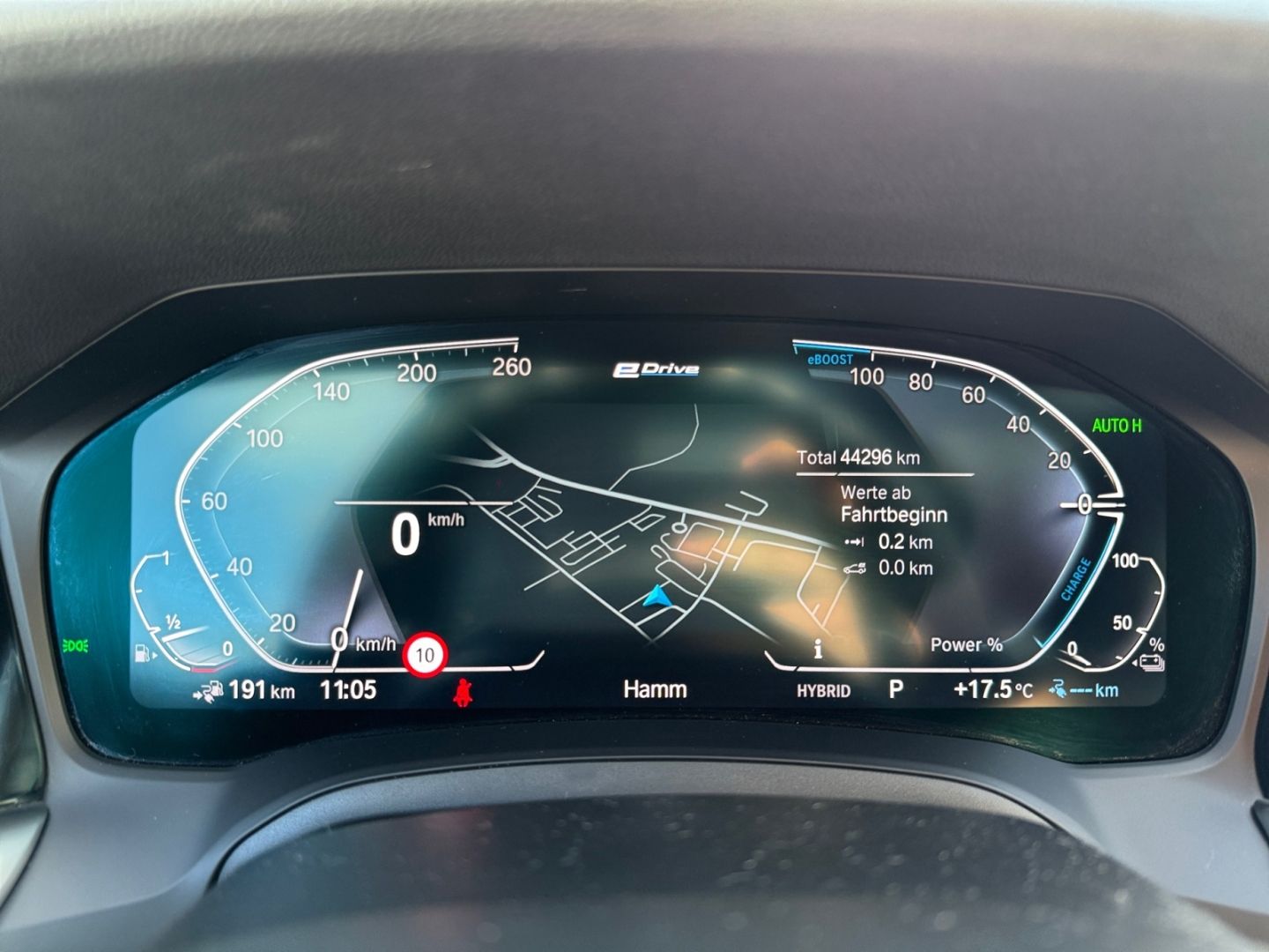 BMW 330 e xDrive M Sport Touring Laser Pano HuD 360° foto 14