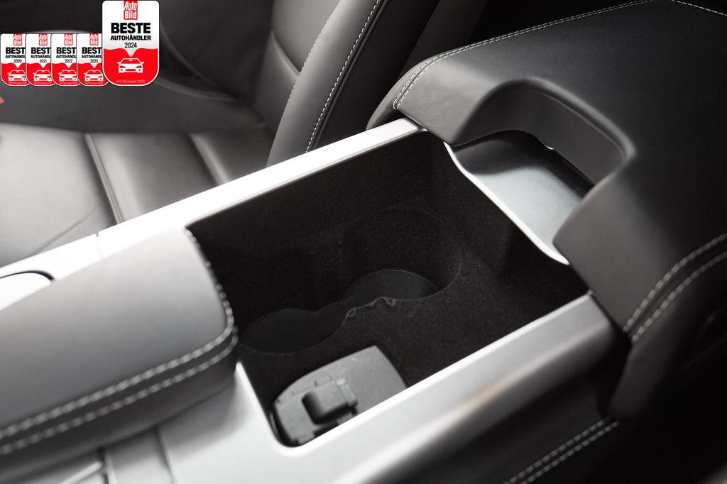 Mercedes-Benz SLS AMG