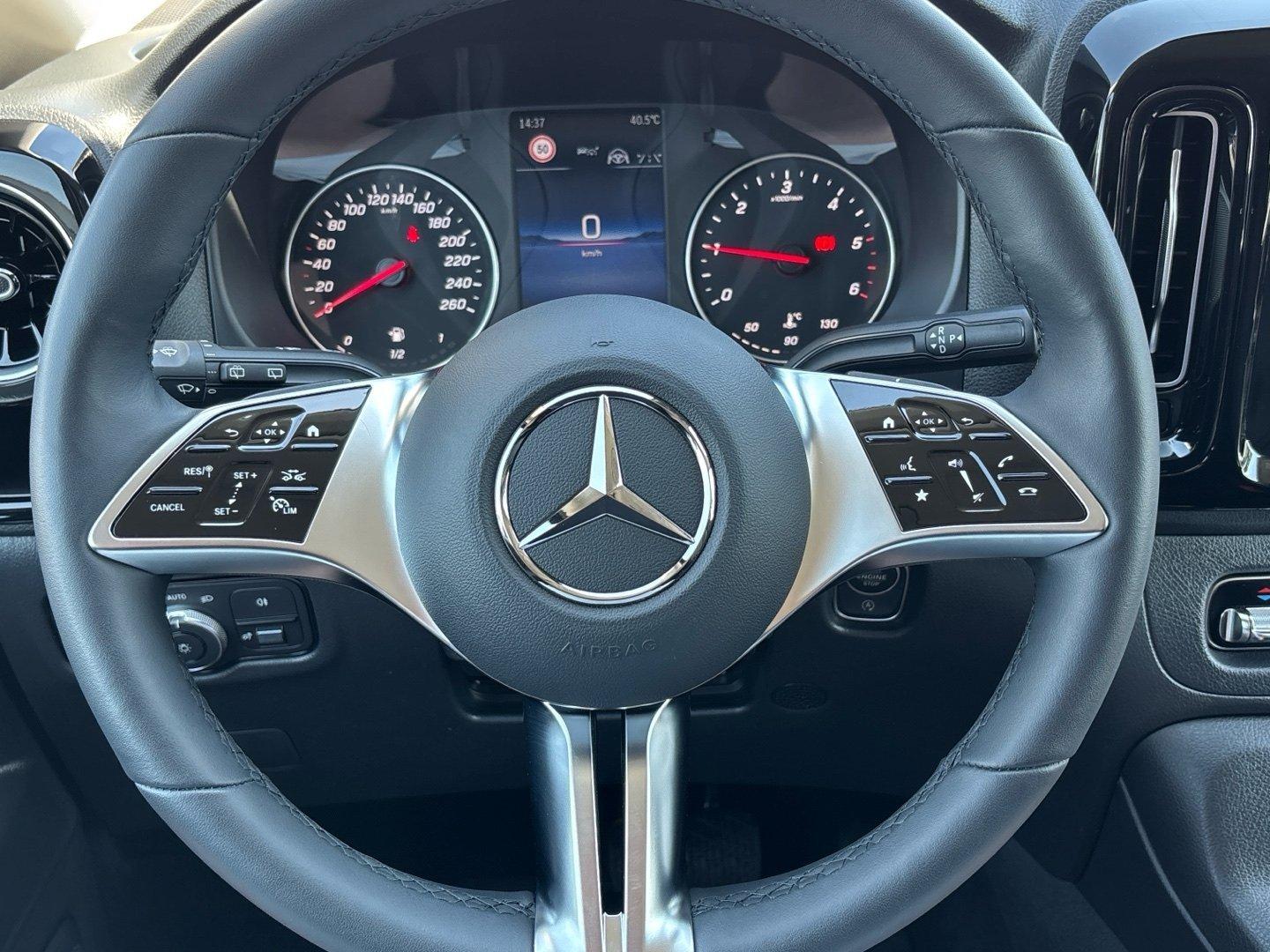 Mercedes-Benz Vito 119 CDI Tourer Select 4x4 XL Standhzg 360°