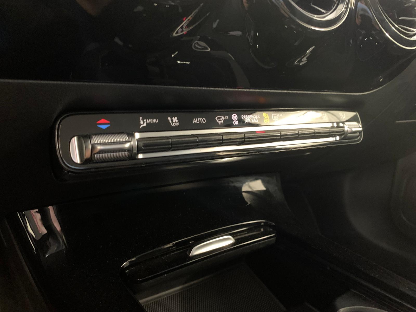 Mercedes-Benz A 250 e Facelift Widescreen Distr+ Kam AHK Leder