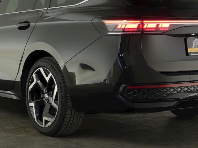 Passat Variant R-LINE TDI DSG+AHK+NAVI+LED MATRI