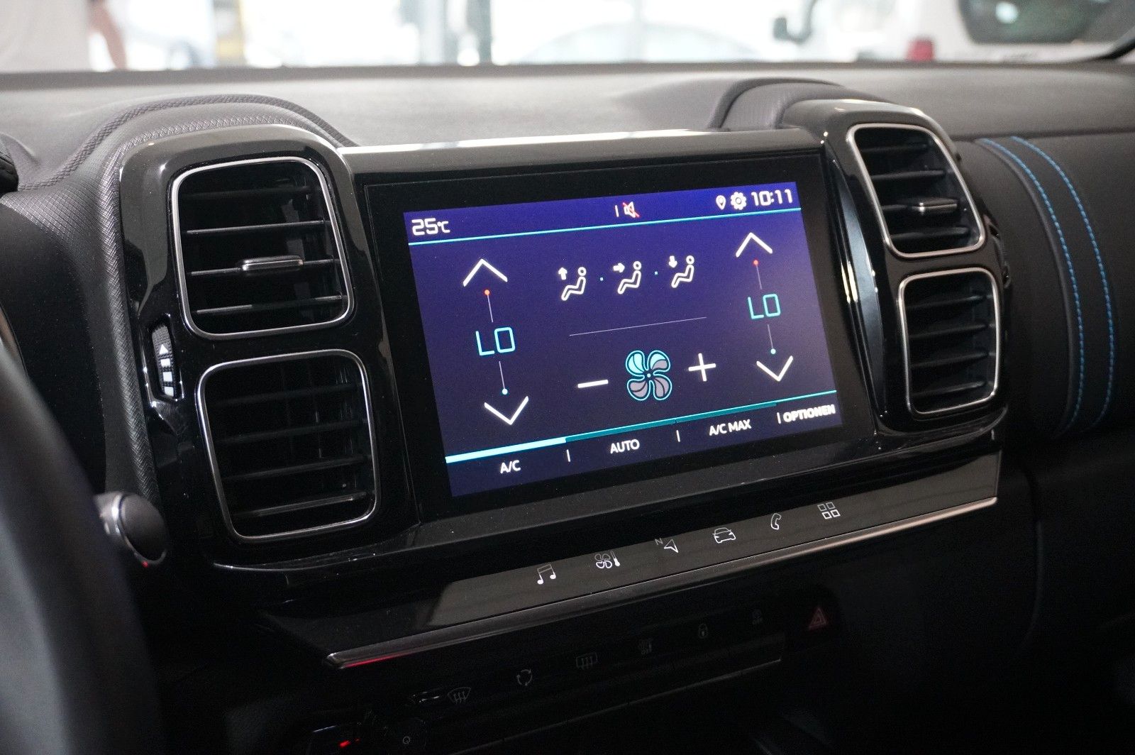 Fahrzeugabbildung Citroën C5 Aircross 1.2T FEEL PACK NAVI/LED/KAMERA/VIRT.