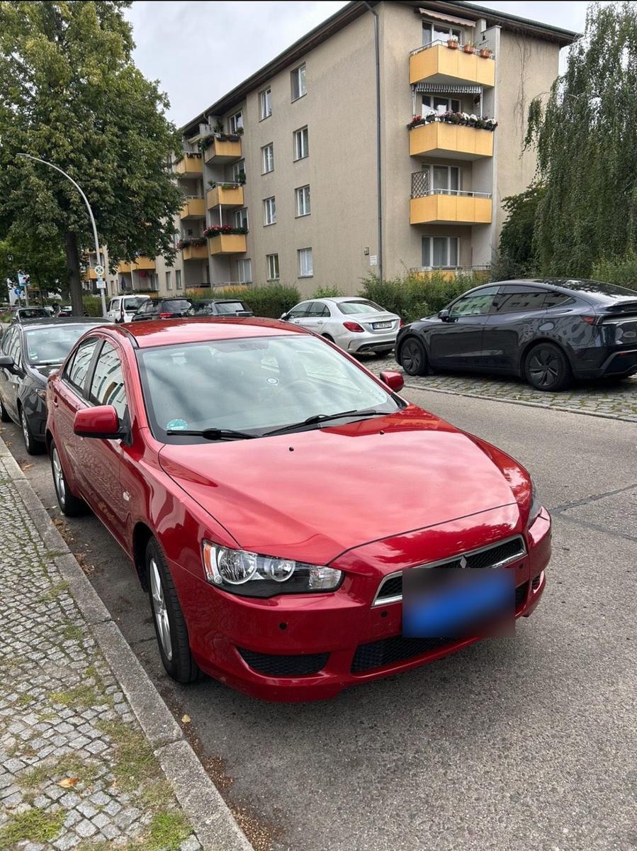 Mitsubishi Lancer