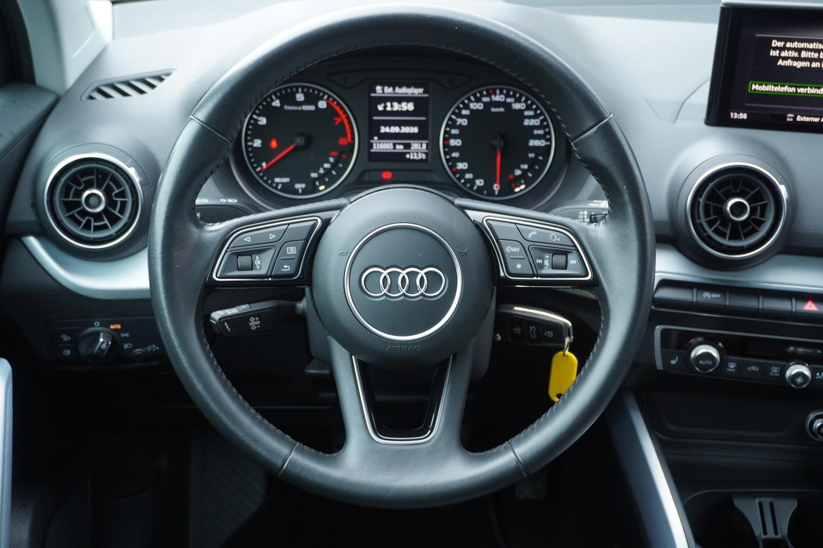 Audi Q2 1.0 TFSI sport ultra Navi LED Tempomat PDC