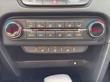 Kia XCeed 1.4 T DCT7 Klima Navi Kamera LED SHZ LHZ