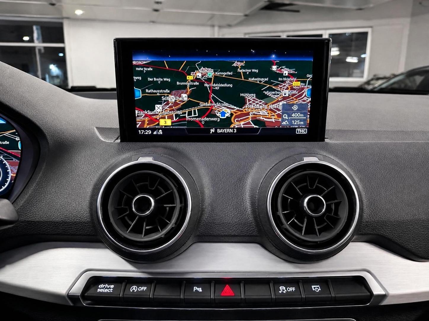 Audi SQ2 quattro 2.0 TFSI // Keyless // ACC // LED, миниатюра 17