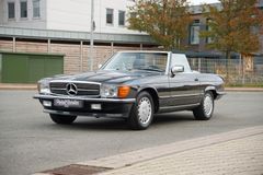 MERCEDES-BENZ SL 500 / tolle Farbkombi / einer der letzten