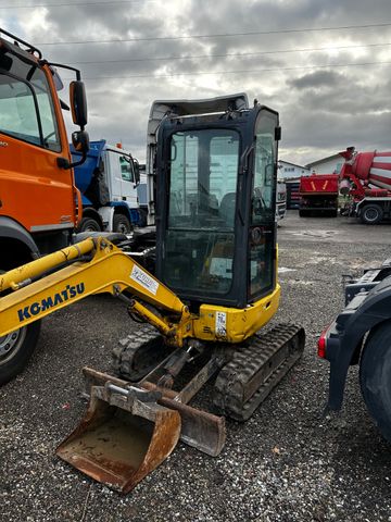 Komatsu PC16R-3HS*2011*Löffel*TOP/ 1.5 Tonnen