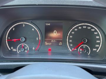 Volkswagen Caddy Maxi - 12