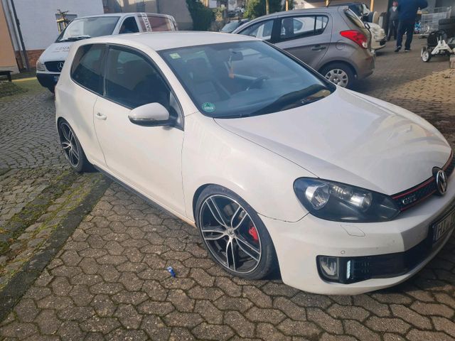 Volkswagen Golf 6 GTI