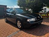 Skoda Octavia 1.9 TDI AHK Sitzheizung Klima - Skoda Octavia aus 2000: Kombi