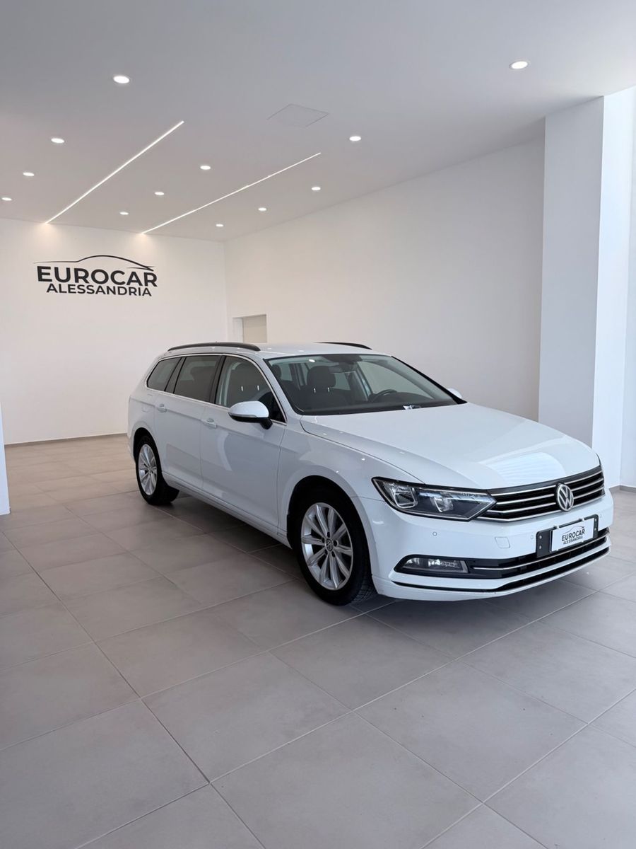 VW Volkswagen Passat Variant 1.6 TDI SCR DSG Busine