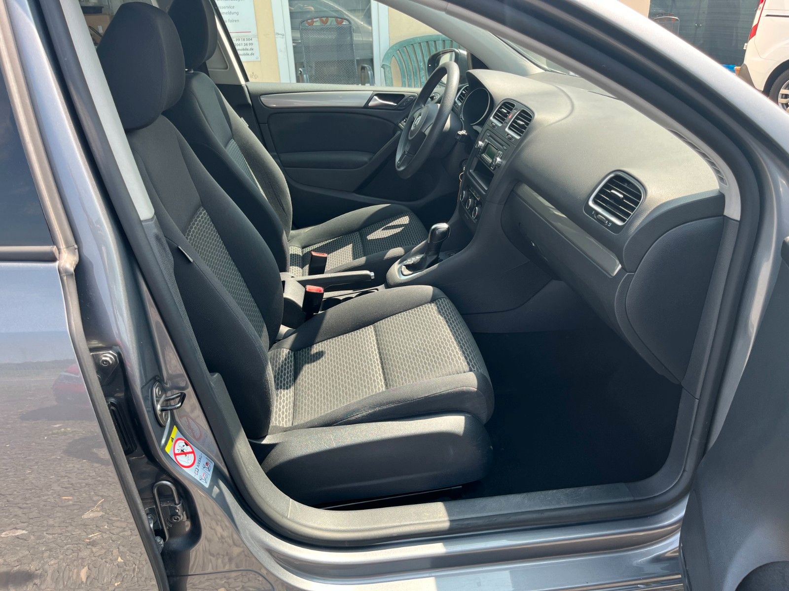 Fahrzeugabbildung Volkswagen Golf VI 1.2 TSI DSG Klima 1.HAND SCHECKHEFT PDC