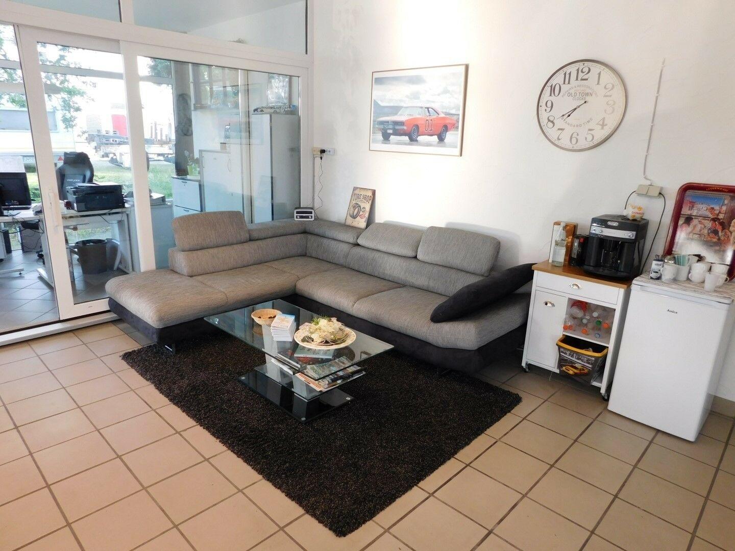 showroom-image-bottom