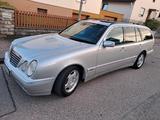 Mercedes-Benz Mercedes Benz W210 / E270 CDI Avantgarde  ... - Mercedes-Benz E 270 mit Diesel-Antrieb: Kombi, Automatik